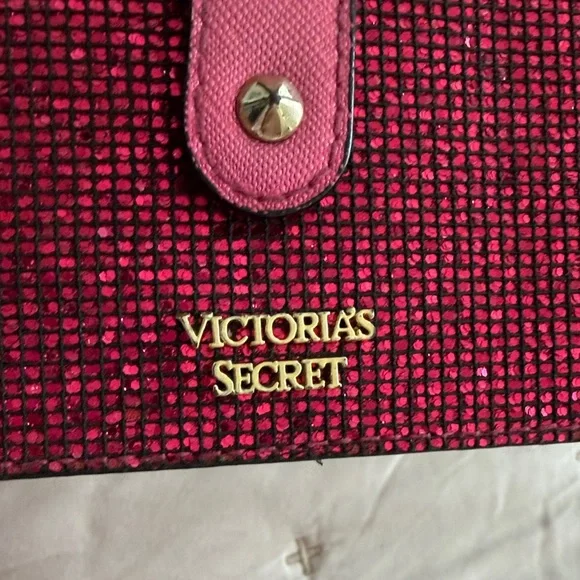 Victoria's Secret Glittery Pink Card Holder - Picture 2 of 6
